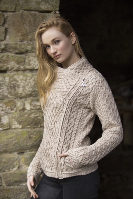 veste en laine irlandaise beige